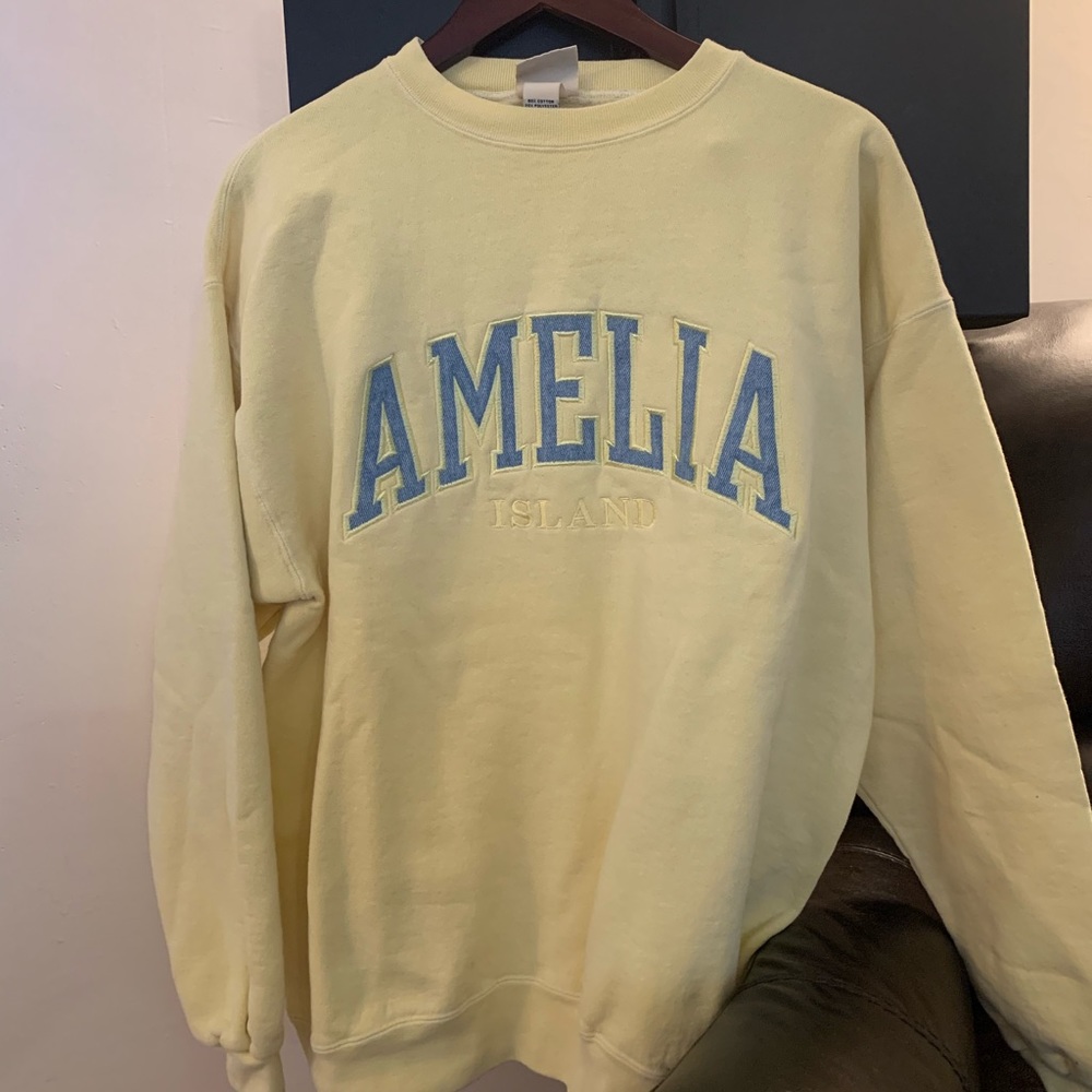 Vintage yellow sweatshirt